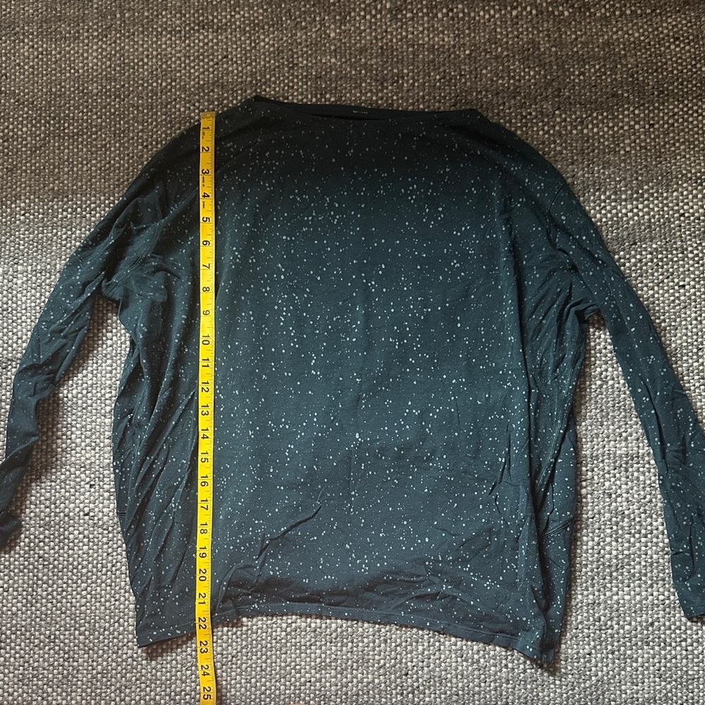 Lululemon Green Speckled Long Sleeve Shirt